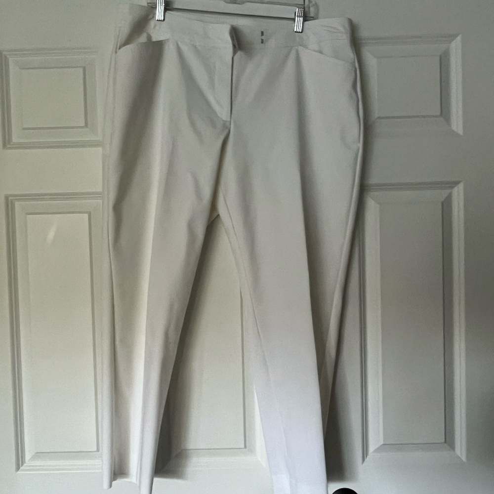 Talbots Woman Heritage pants in white - size 16W